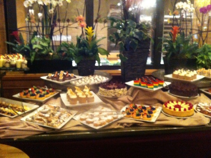 Sunday Brunch Council Oak Fort Lauderdale, FL