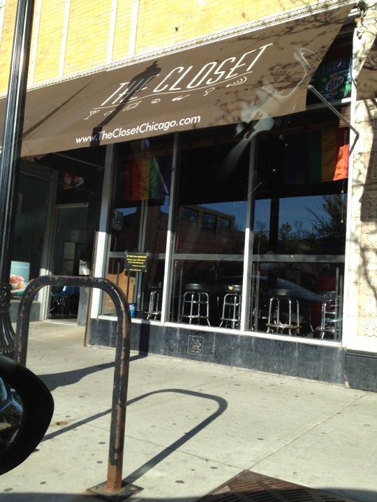 chicago gay bar suburb