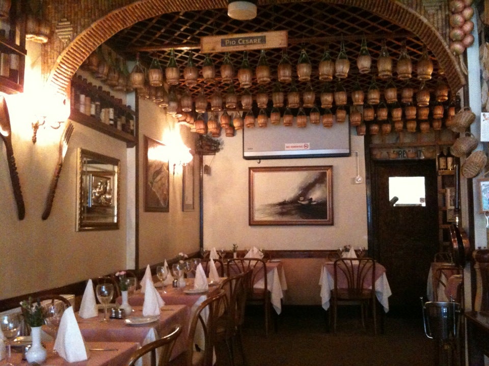 Dinos Italian Restaurant