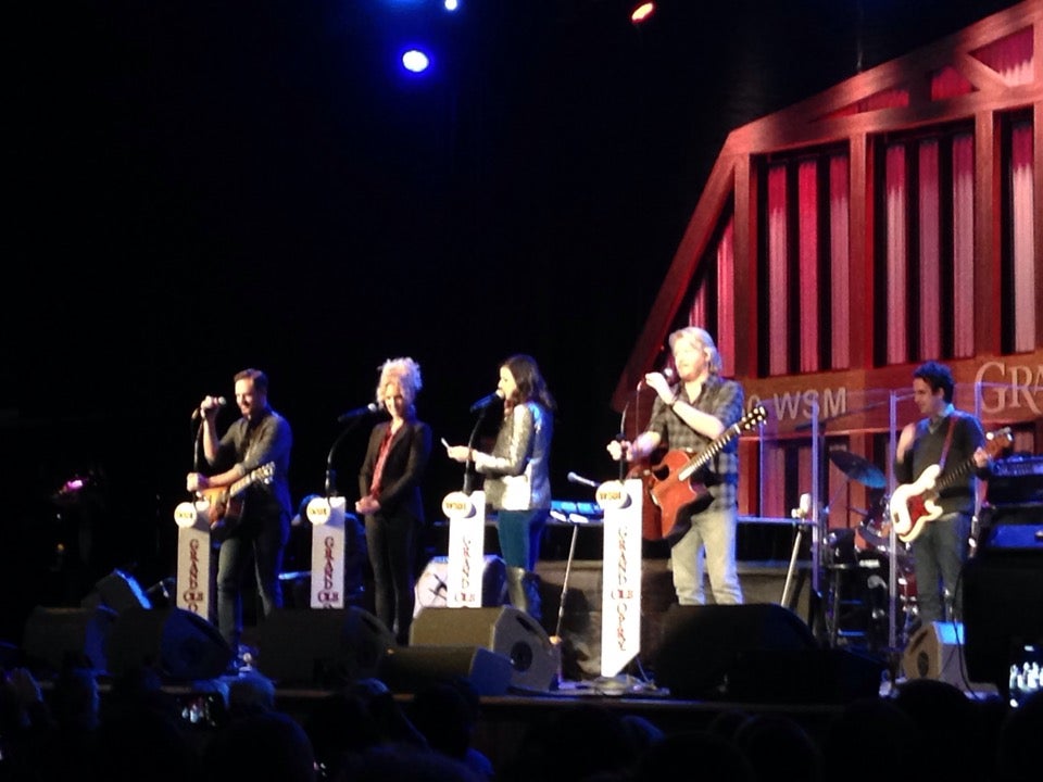 Photo of Ryman Auditorium