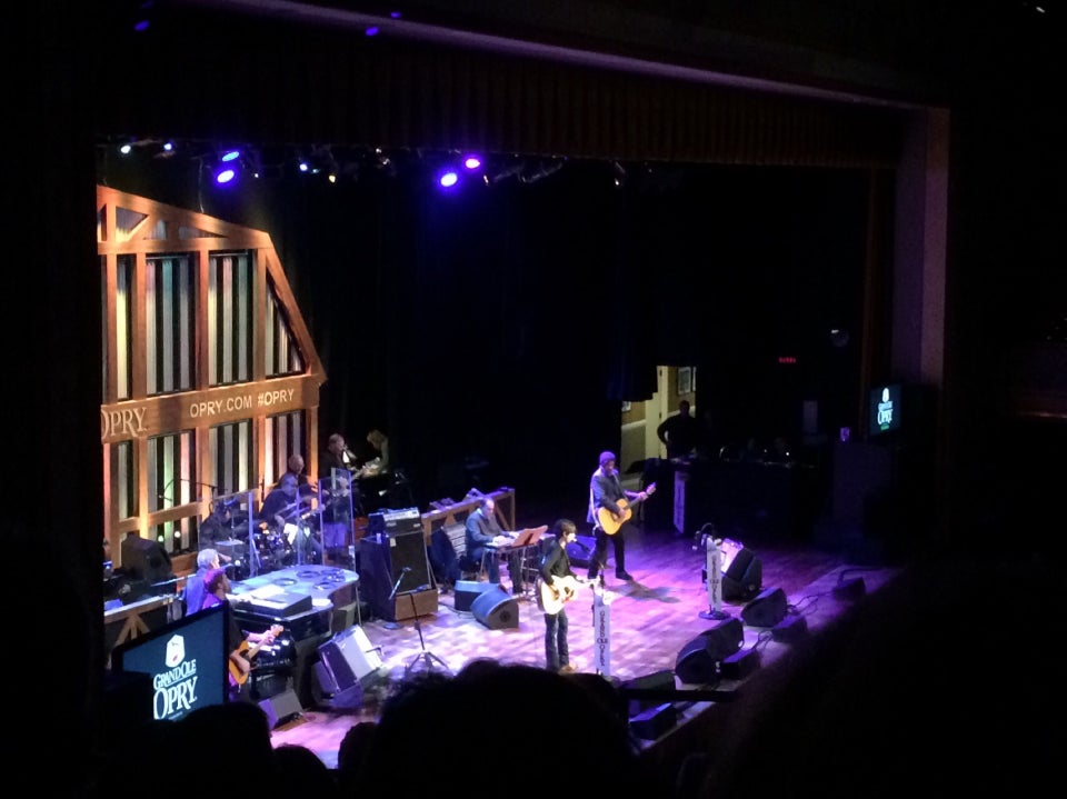 Photo of Ryman Auditorium