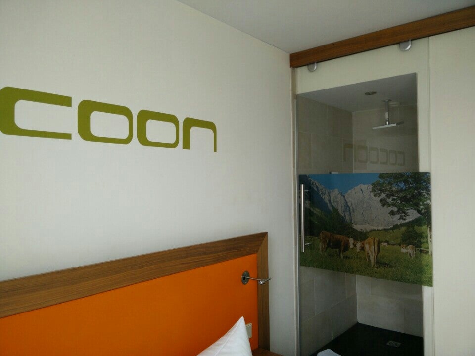 Photo of Cocoon (Sendlinger Tor)