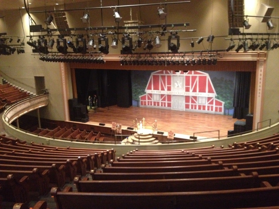 Photo of Ryman Auditorium