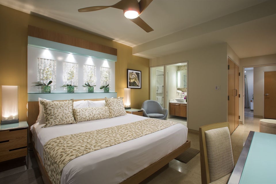 Photo of Santa Maria Suites Resort