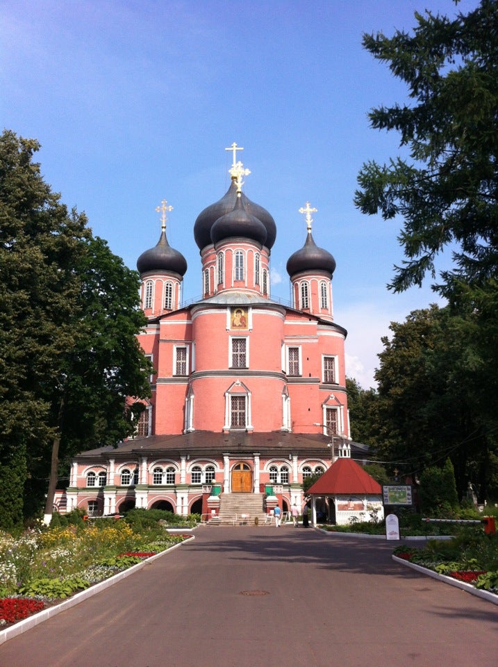 Донской монастырь метро