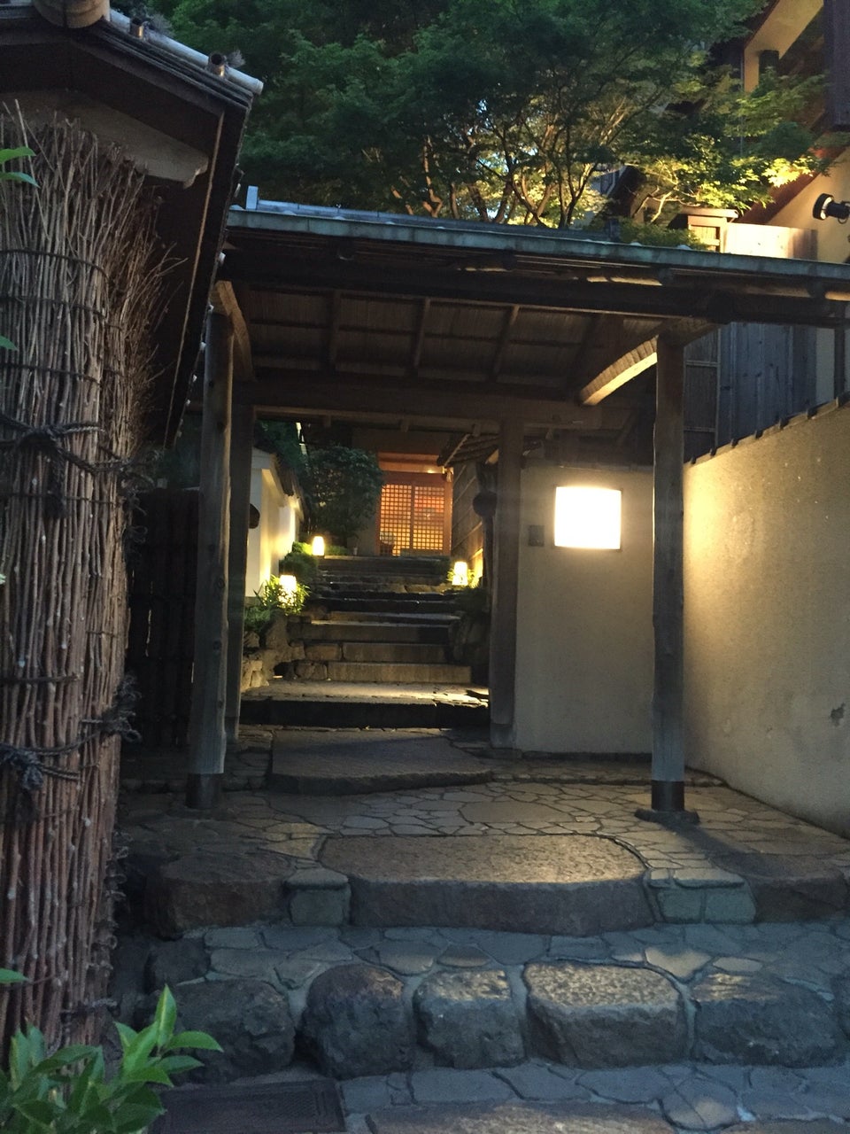 Ryokan Gion Hatanaka (祇園畑中)