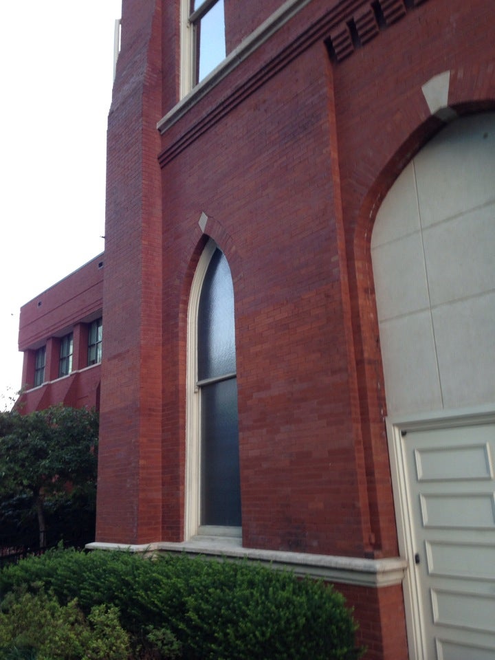 Photo of Ryman Auditorium